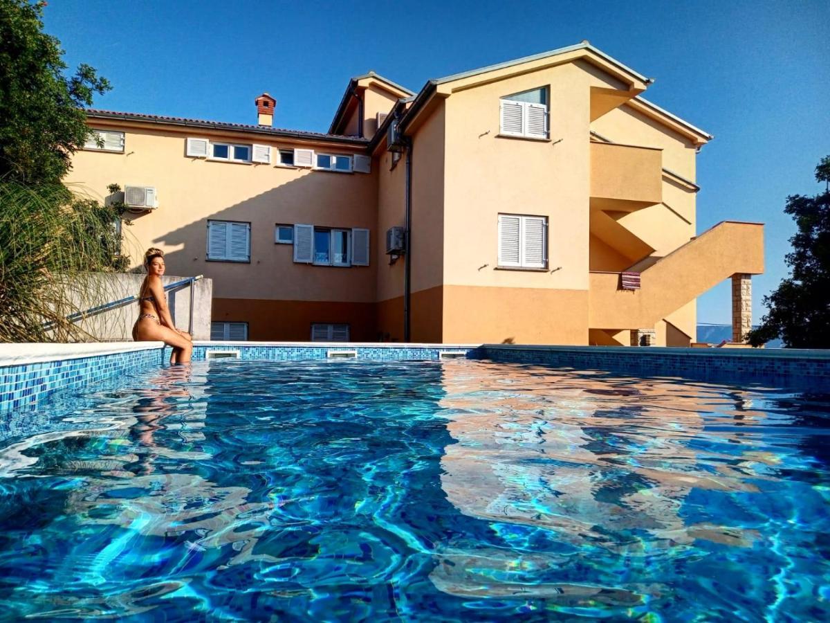 Apartmani Jaric Novi Vinodolski Dış mekan fotoğraf