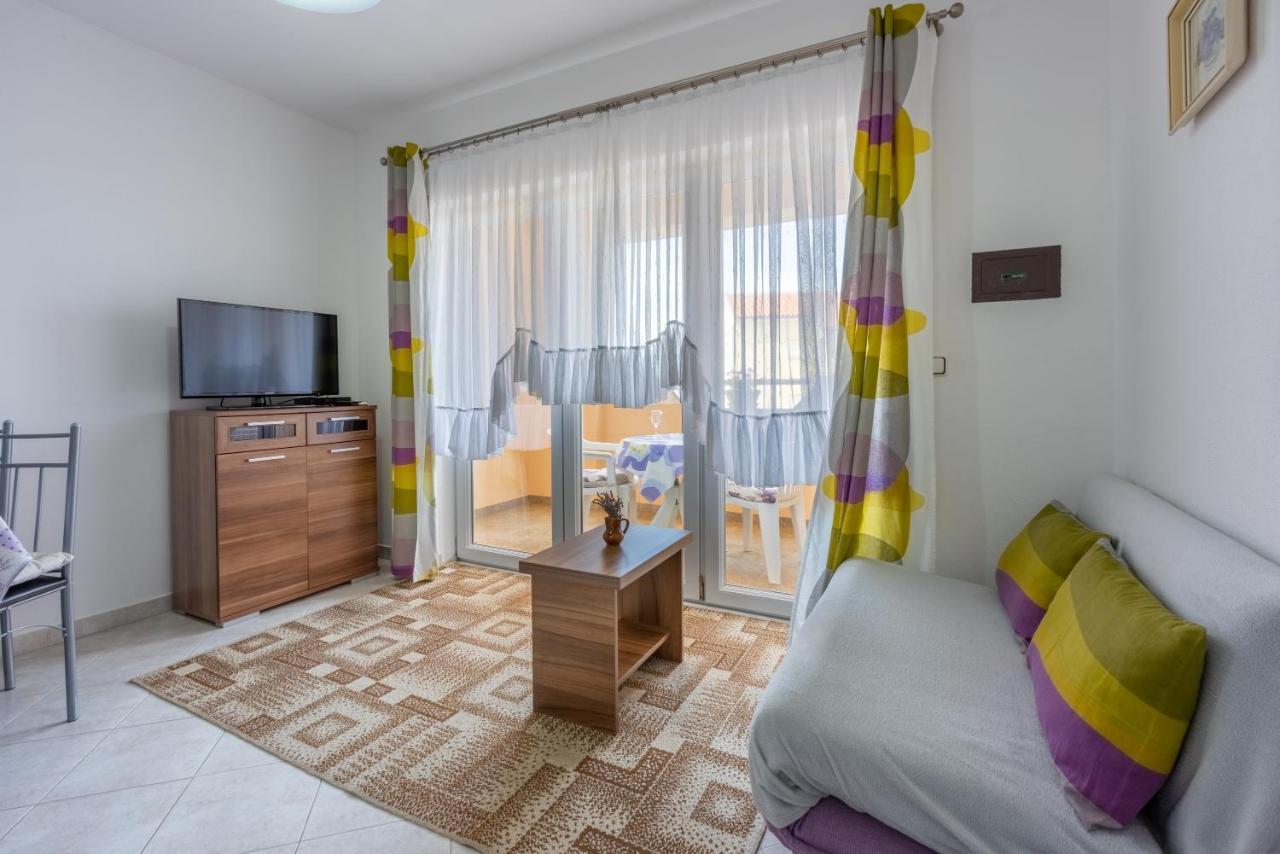 Apartmani Jaric Novi Vinodolski Dış mekan fotoğraf
