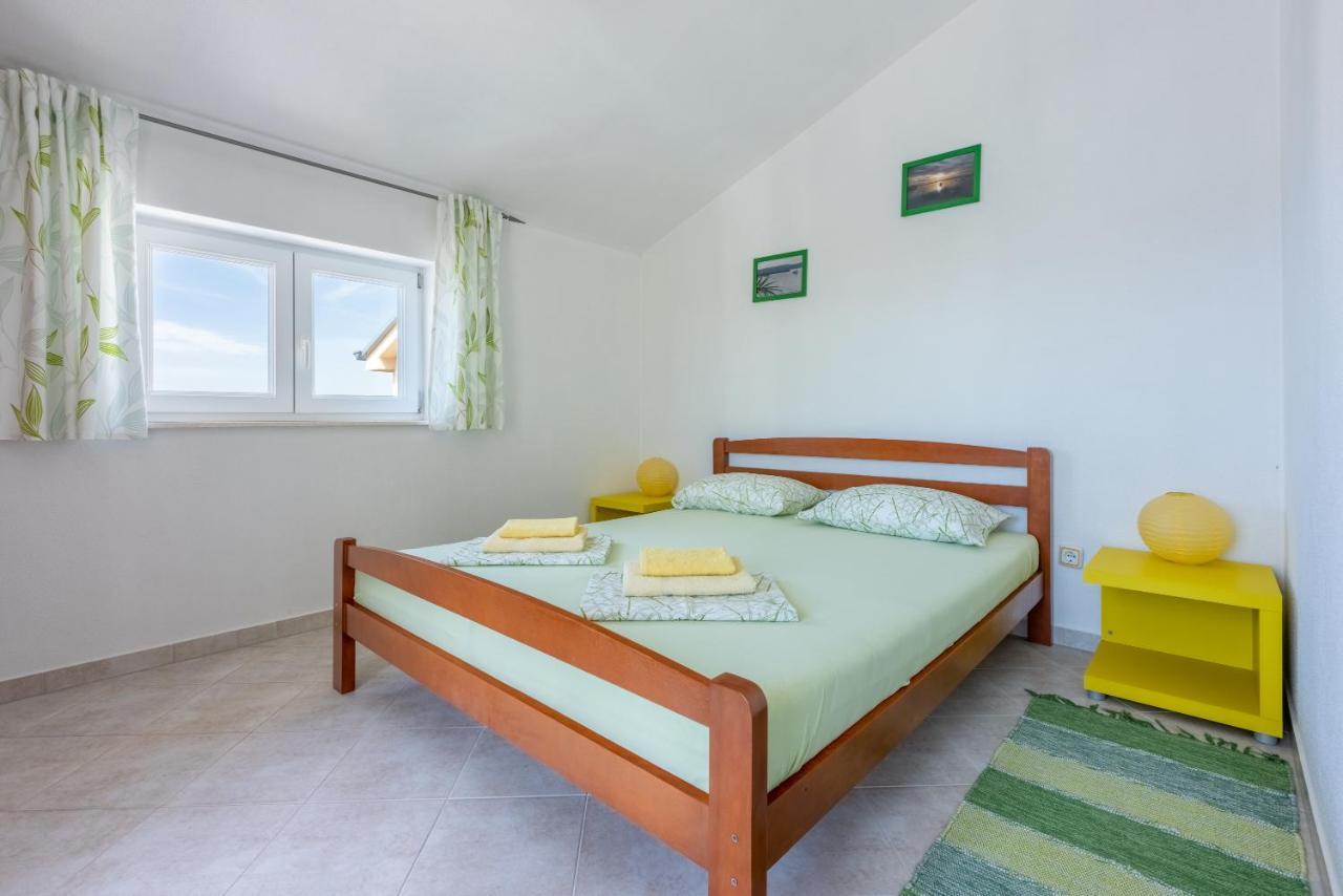 Apartmani Jaric Novi Vinodolski Dış mekan fotoğraf