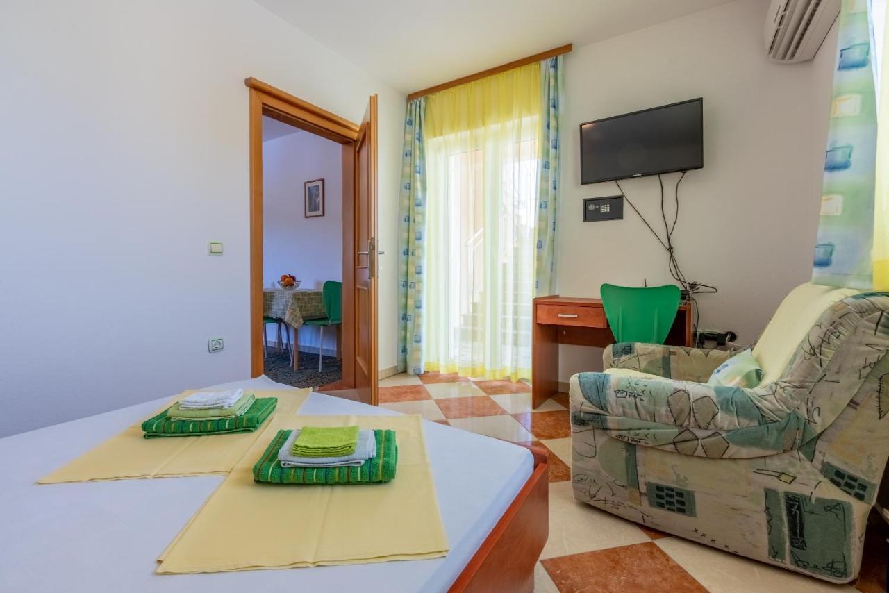 Apartmani Jaric Novi Vinodolski Dış mekan fotoğraf