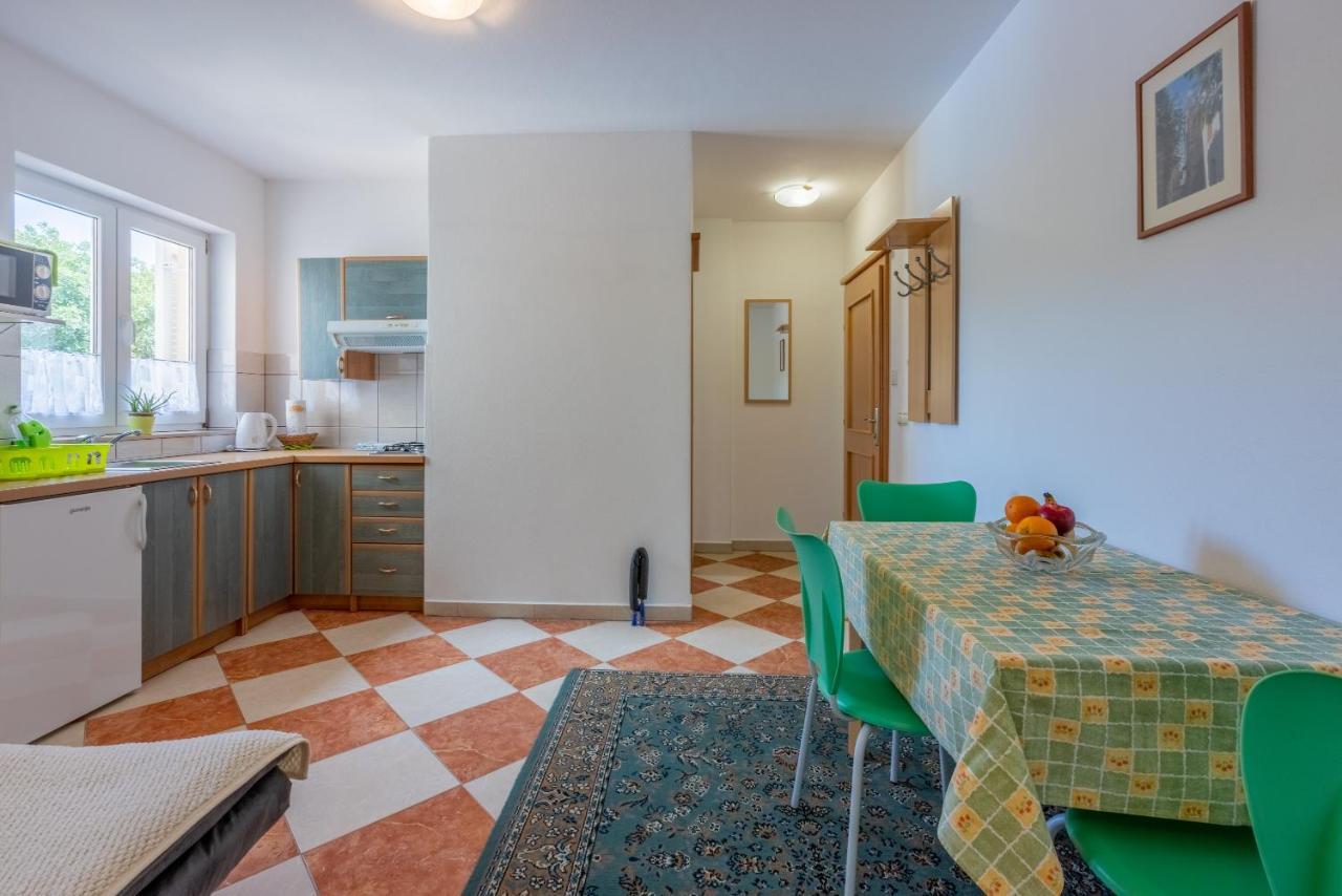 Apartmani Jaric Novi Vinodolski Dış mekan fotoğraf