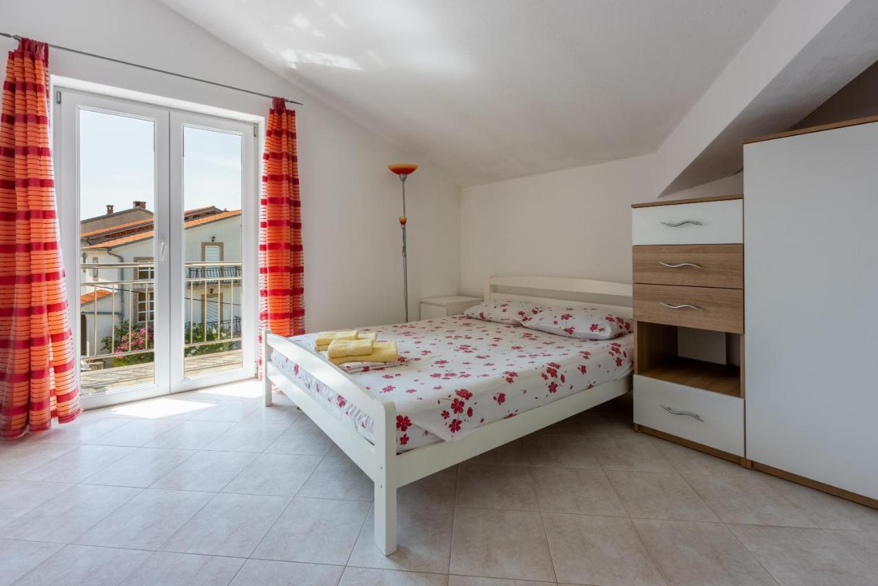 Apartmani Jaric Novi Vinodolski Dış mekan fotoğraf